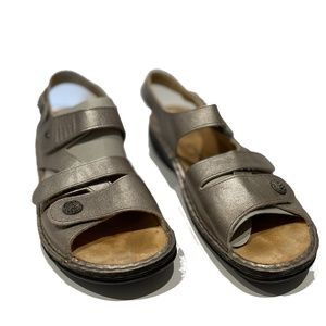 Metallic Silver leather Finn Comfort Sandals